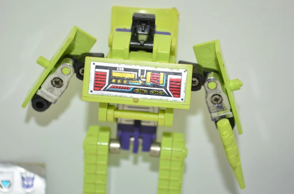 Transformers G1 Bonecrusher 100% Complete 1985 Unused Decal Sheet Please Follow - Image 3 of 4