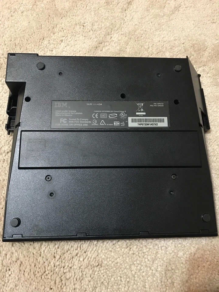 IBM Thinkpad 74P6734 Port Replicator II 2 Docking station  - Image 4 of 4