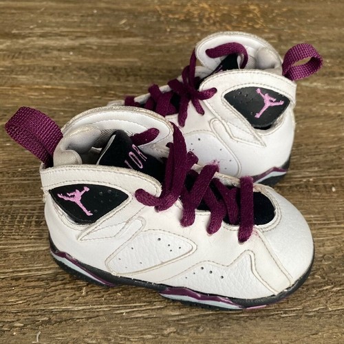 retro 7 purple