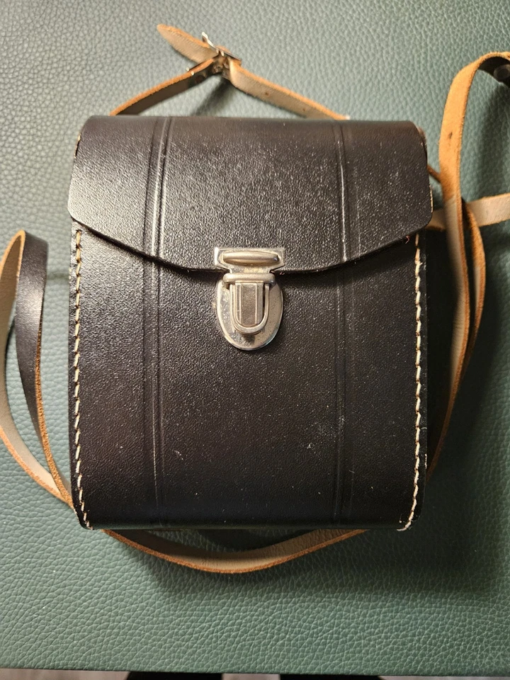 Fernglas Carl Zeiss Oberkochen 8x30B  mit Ledertasche - Bild 2 von 4