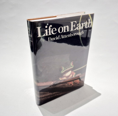 Life On Earth - David Attenborough - 1st edition / 1st imp - Superb