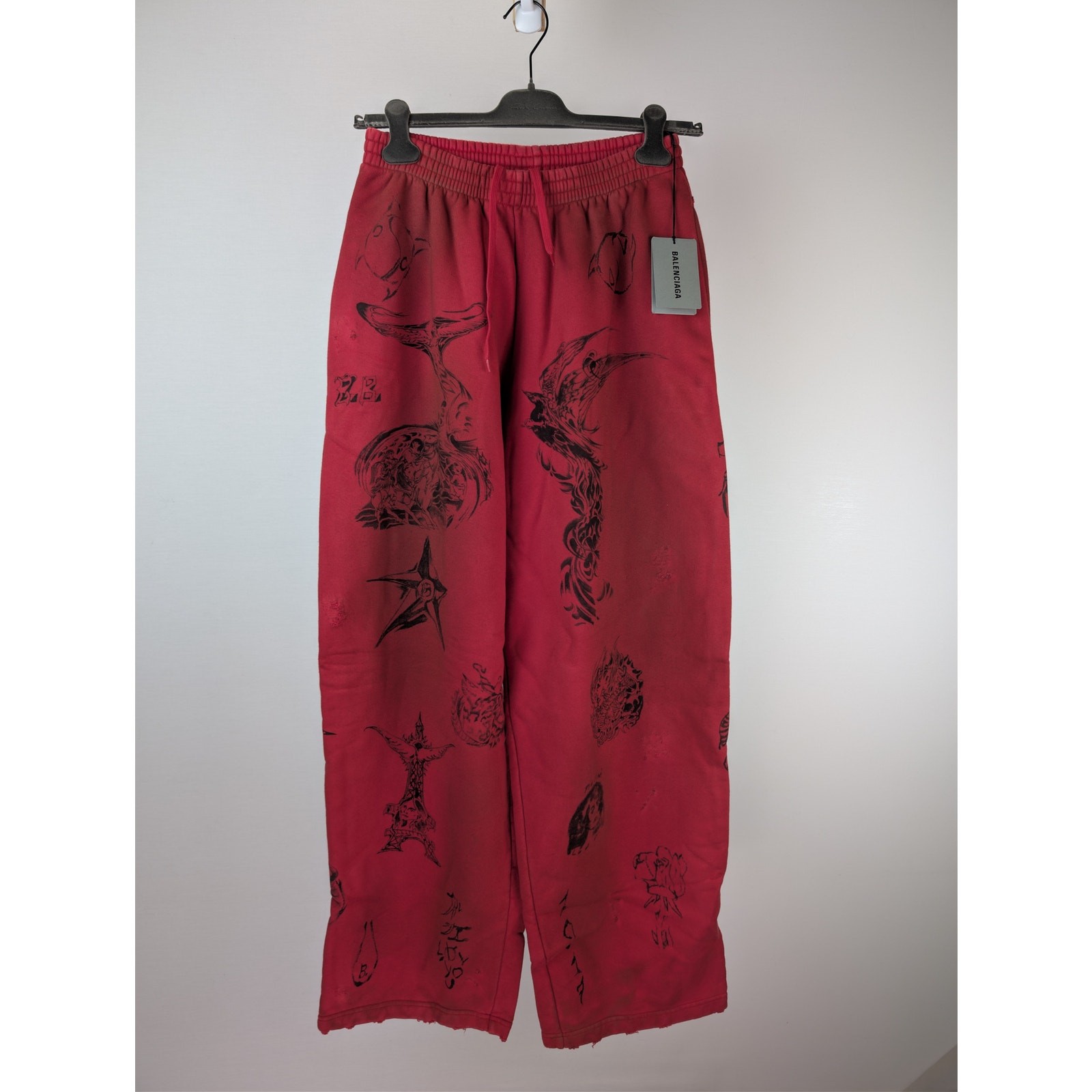Balenciaga Baggy Sweatpants & Joggers in Red/Black BNWT M