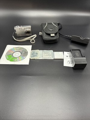 Fujifilm FinePix F470 Silver Digital Camera | Tested | Very Good Condition