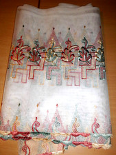 Gardinenstoff ca. 5 Meter, ca. 40 cm hoch bestickt mit Blattmuster NEU