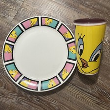 Vintage 1999 Looney Tunes Tweety Bird Gibson Housewares Plate Large Mug Set