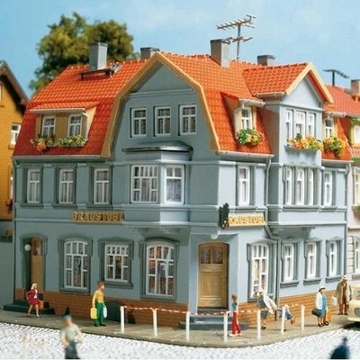 Auhagen H0 / TT 1 : 87 12249 Eckhaus '' Brauhaus '' - Bausatz wie Neu in OVP