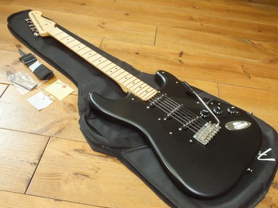 ** Fender Stratocaster Hybrid II Blackout Limited Edition Japan 2022 **