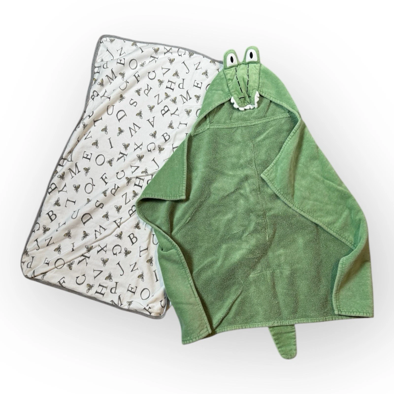 Pottery Barn Kids And Burt’s Bees Baby Hooded Towel Lot Alligator Alphabet Print