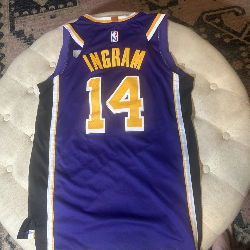 Camiseta Nike Brandon Ingram Los Angleles Lakers Talla 44 Parche Deseo Púrpura #14 Usada en Excelente Condición Foto 4 de 4