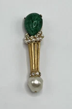 FLORENZA 3 inch Fluted Scepter Brooch, Jade Glass & FX Baroque Pearl, Vintage
