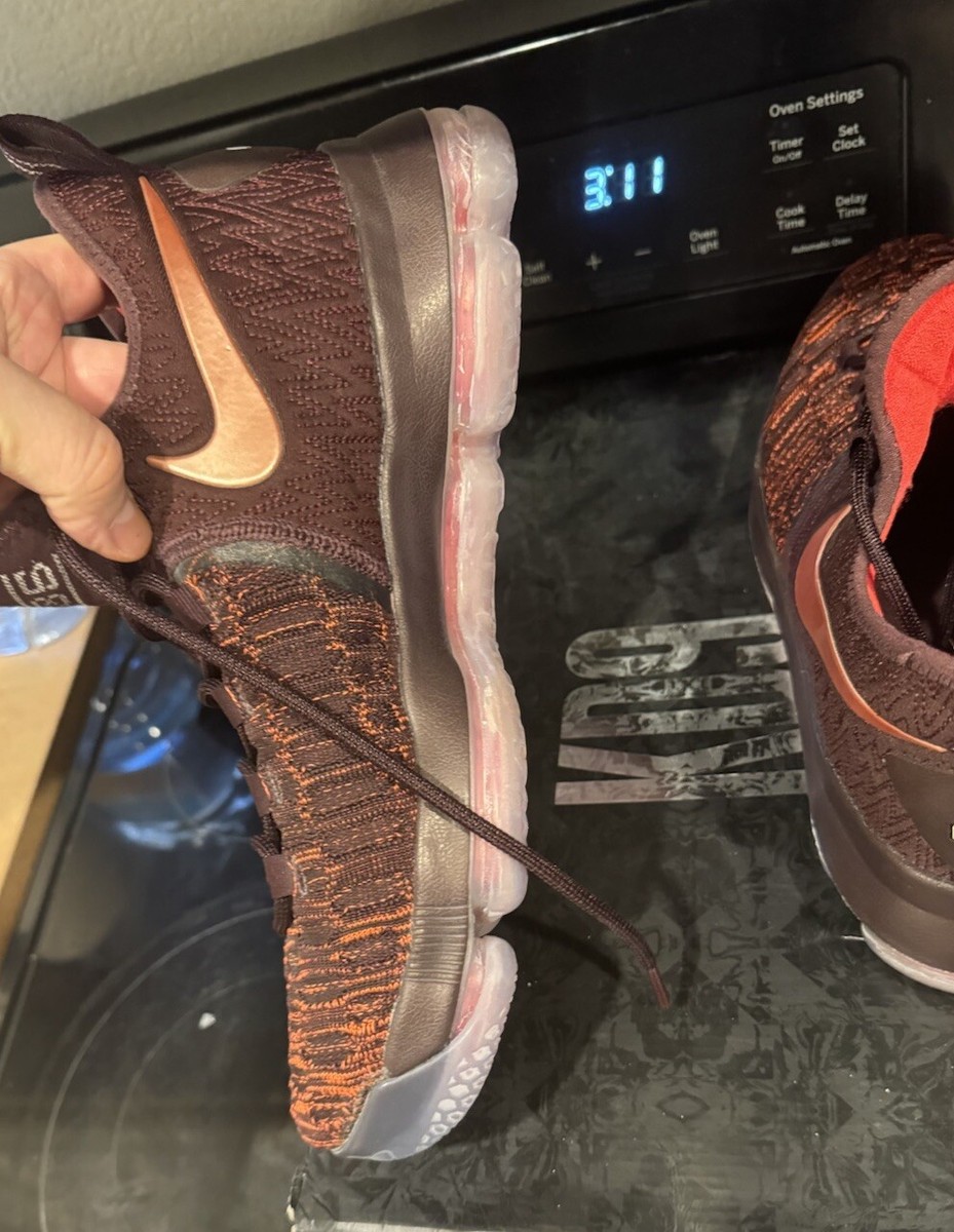 Nike Zoom KD 9 IX Xmas Sauce Bronze Size 11 852409-696 Nike Zoom KD 9 IX Xmas Sauce Bronze Size 11 852409-696