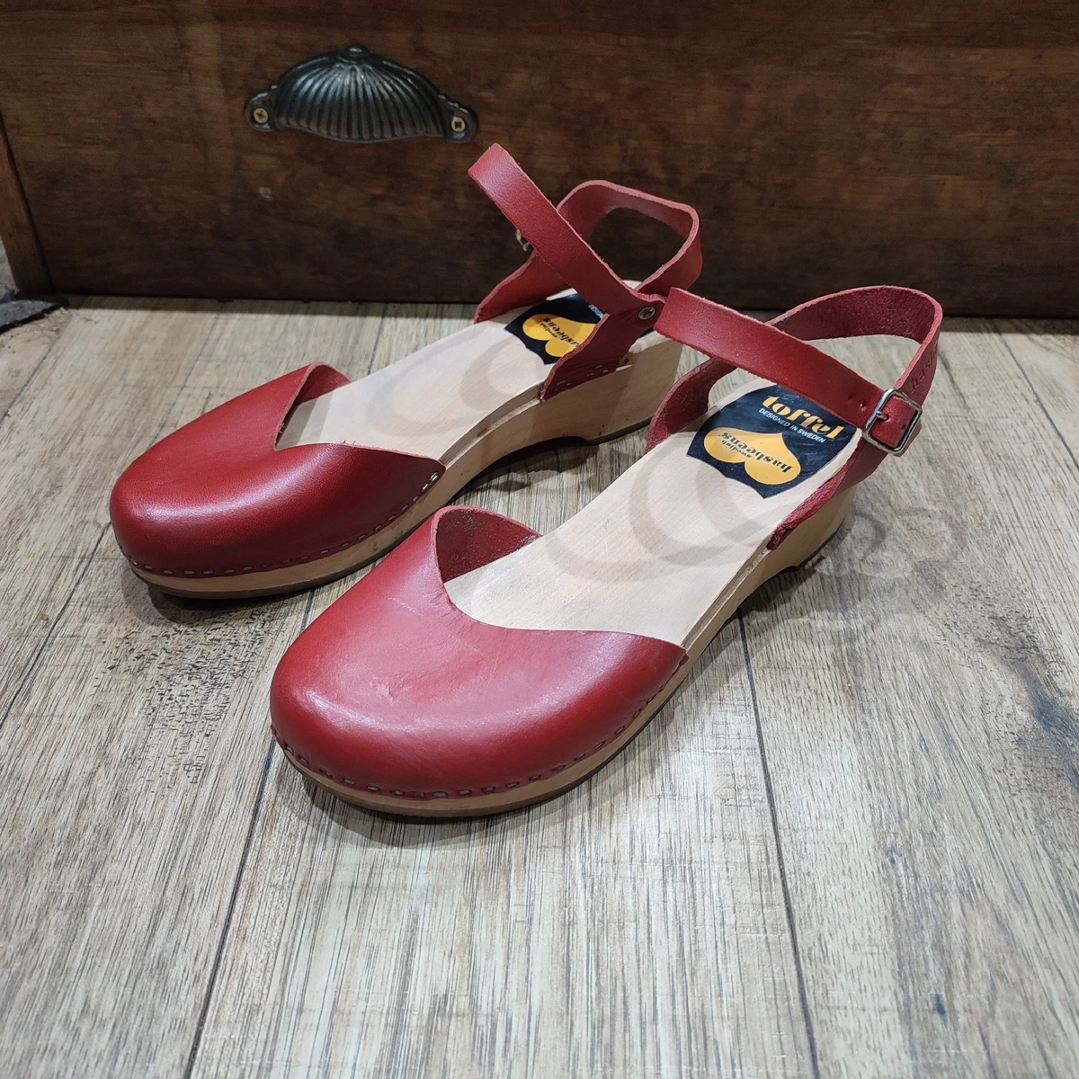 Sandales Unlisted à Talons Hauts, Rouge, Taille 7.5 US - Neuves Avec Boîte