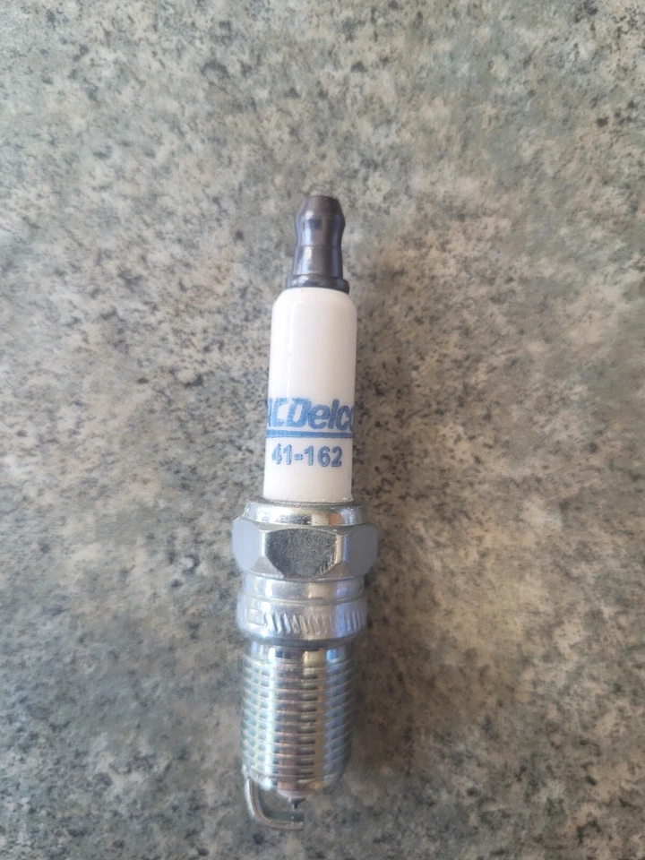 8 PACK NEW Spark Plug-Iridium ACDelco 41-162 FAST FREE SHIPPING 19417055 USA - Imagem 3 de 3