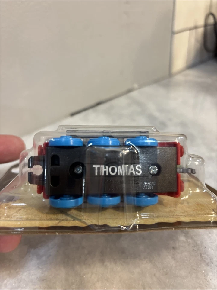 Fisher-Price Thomas The Tank Engine Metal Collection 80th Storybook Train Raro Foto 2 de 3