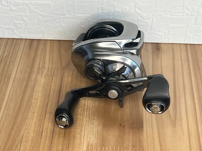 Shimano 18 Bantam MGL HG Right Baitcasting reel 7.1:1 Gear Very