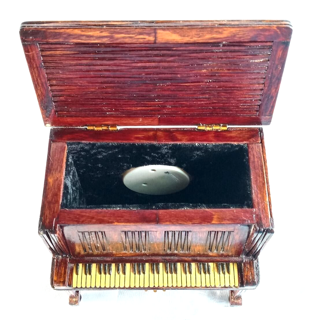 Piano Jouet Miniature Ancien En Bois – Déco Rétro Ou Objet De Collection
