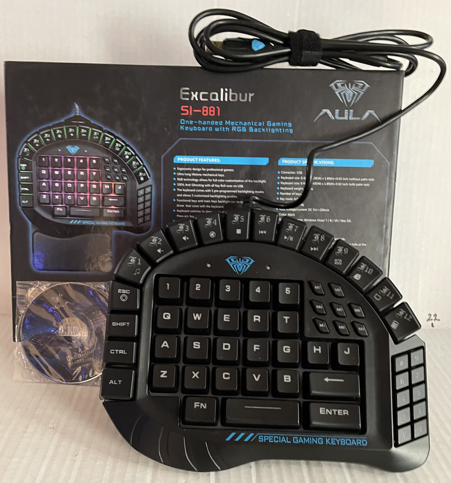 Compact One-Handed Mechanical RGB Gaming Keyboard for Enhanced Performance-image
