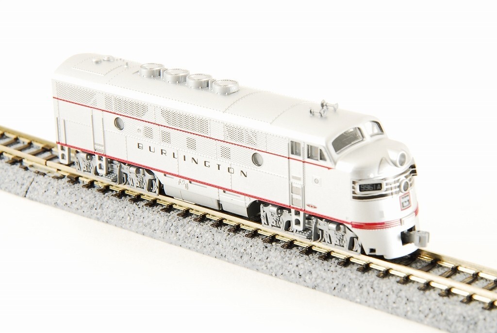 Nゲージ KATO EMD F3A CB&Q KATO N-Scale 176-1302 EMD F3A CB&Q #9961A BURLINGTON made in