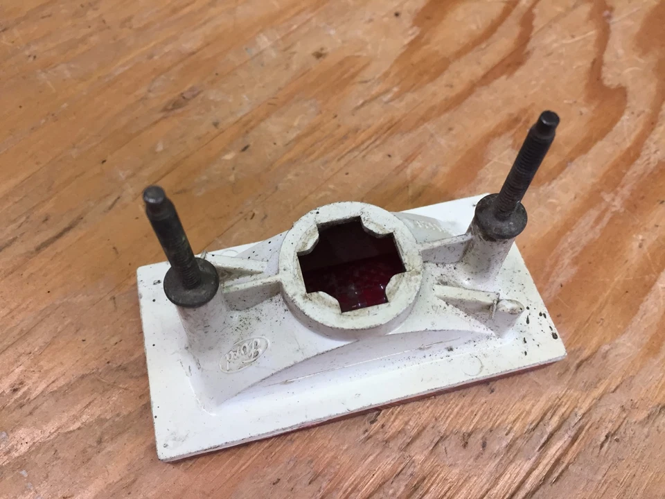 1970 70 FORD MUSTANG MACH 1 BOSS 302 GRANDE LENTE MARCADOR LATERAL VERMELHA - Imagem 2 de 2