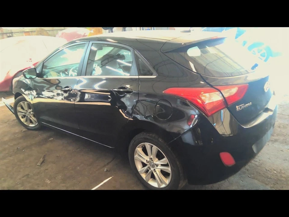 Wheel 16x6-1/2 Alloy Hatchback GT With Fits 13-15 ELANTRA 6432341 - Image 2 of 4