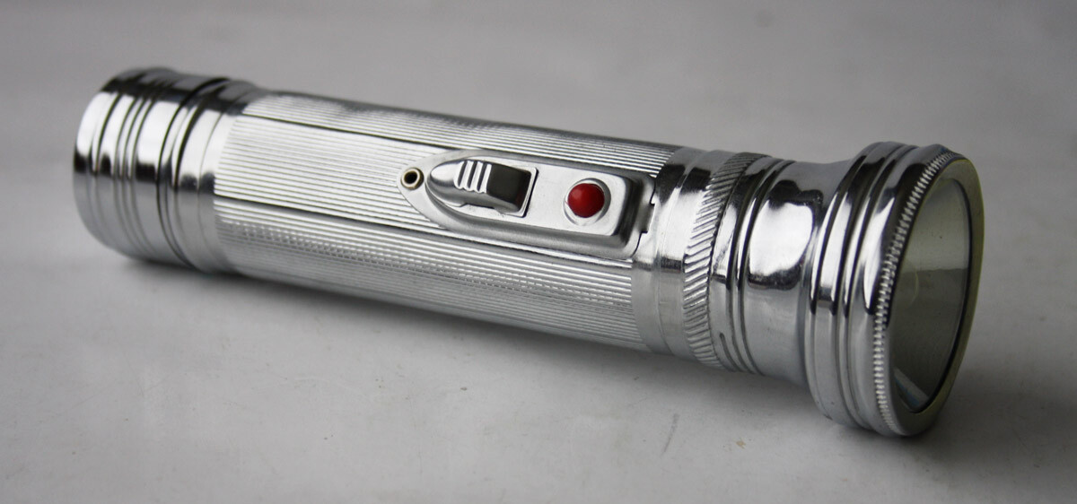 VERY RARE VINTAGE 80'S PANDA FLASHLIGHT MADE IN CHINA BRAND NEW IN