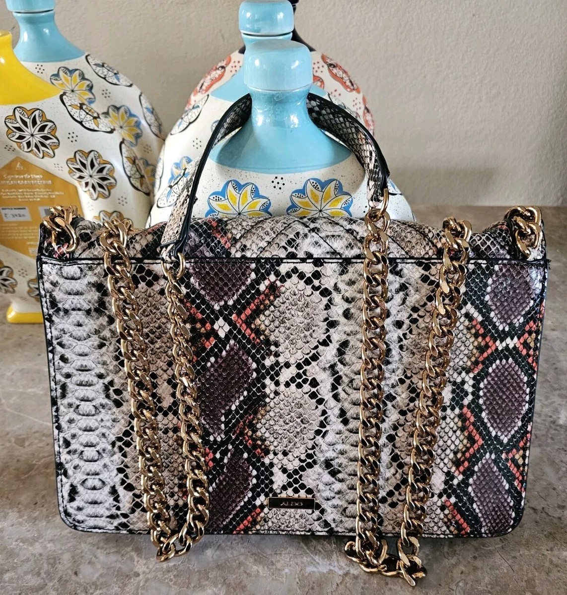 Hilliard Crossbody Bagオッシュマンズ EX Hilliard Crossbody Bagオッシュマンズ EX Hilliard Crossbody Bag