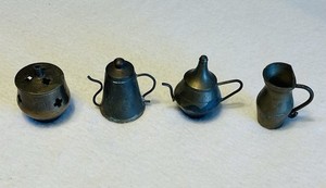 VINTAGE MINIATURE BRASS 2 EWER TEA POTS,  PITCHER, AND INCENSE BURNER SET OF 4