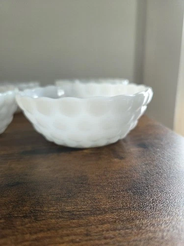 Vtg Anchor Hocking Scalloped Edge White Milk Glass Bubble Bowls 4 Small Bowls