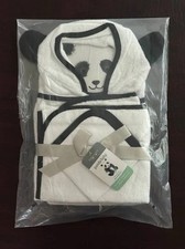 BedVoyage Panda Baby Hooded Bath Towel Set. Robe with wash clothes.
