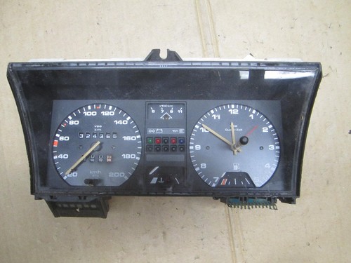VW Passat 2 II 32B Kombiinstrument Tacho W=975 VDO
