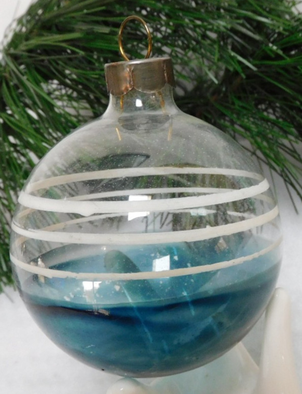 Vintage WWII Era Shiny Brite -Stirped Unsilvered Christmas Ornament  US OF A cap