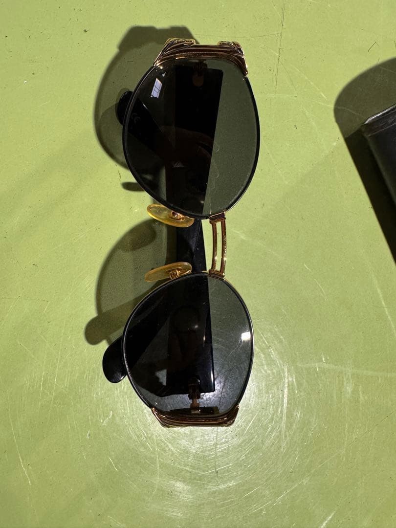 GIANNI VERSACE MOD S63 Col 18L Gold Vintage Sunglasses Japan thumbnail 2