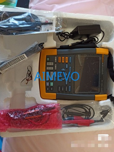 Fluke 190-102 ScopeMeter 100MHz, 2Ch, 1.25GS/s Oscilloscope - Picture 2 of 2
