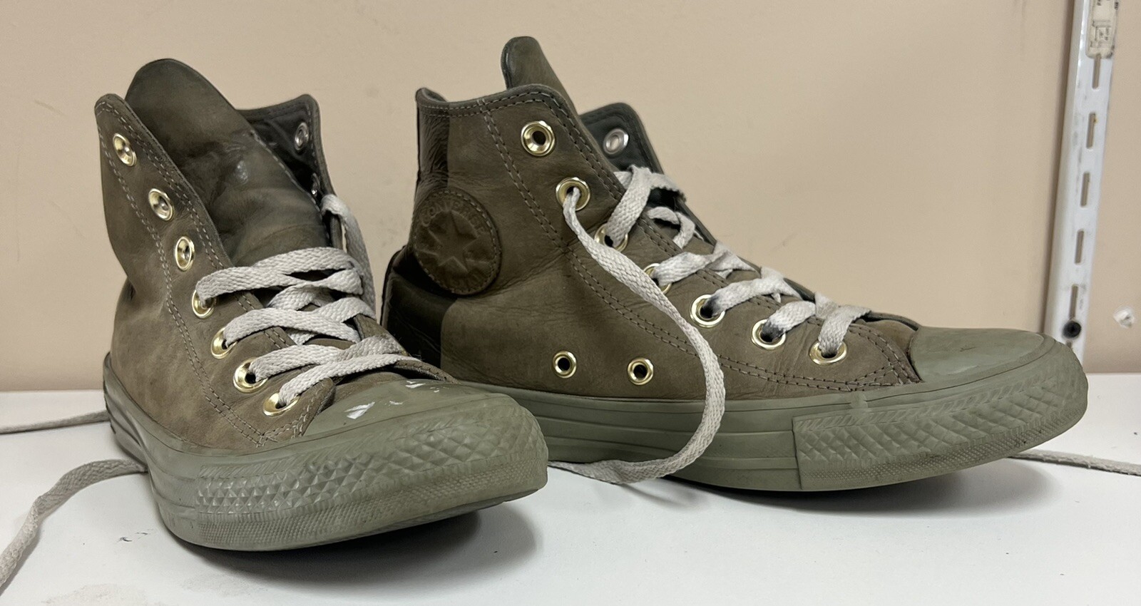 green leather converse
