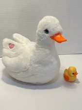 Cute ZURU Pets Alive Mama Duck Plush Waddles  Quacks/Baby Duck Included/ Video