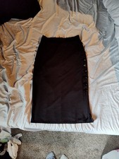 Black Button-Detail Pencil Skirt