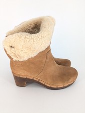 UGG Lynnea Fold Over Leather Clog Boot Brown Shearling Cuff Womens 9 US 3204