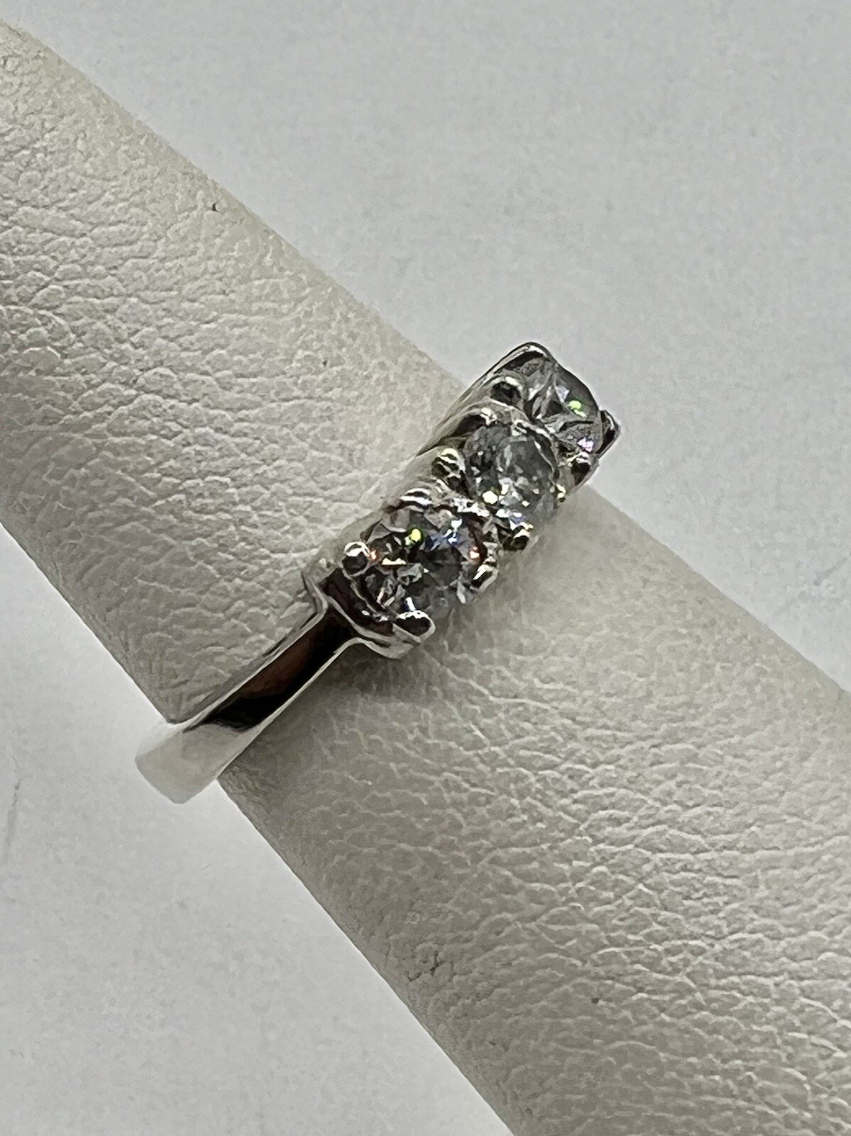 Solid 950 Platinum .50tcw Diamond Cluster  Ladies… - image 4