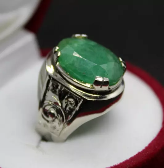 Green Emerald Ring, Unheated Panna Gemstone Ring - Shraddha Shree Gems