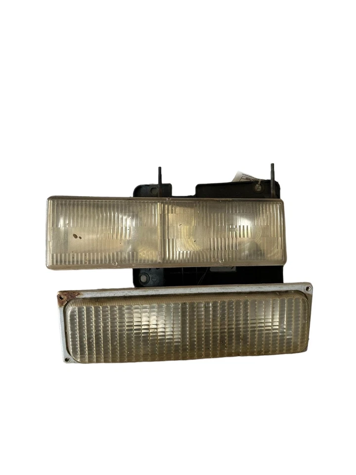 90 91 92 93 94 95 96 97 98 CHEVY 1500 Conjunto de faros conductor izquierdo con marcador Foto 4 de 4