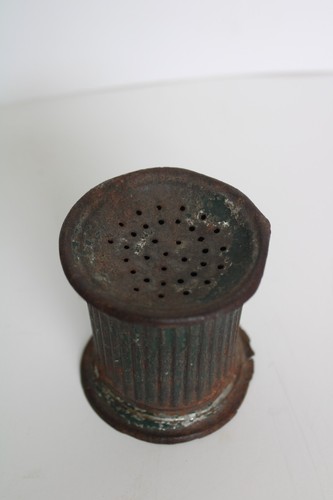 Antique 19th Century Primitive Tin Ink Sander Shaker w/ Orig. Green Paint - Picture 3 of 14