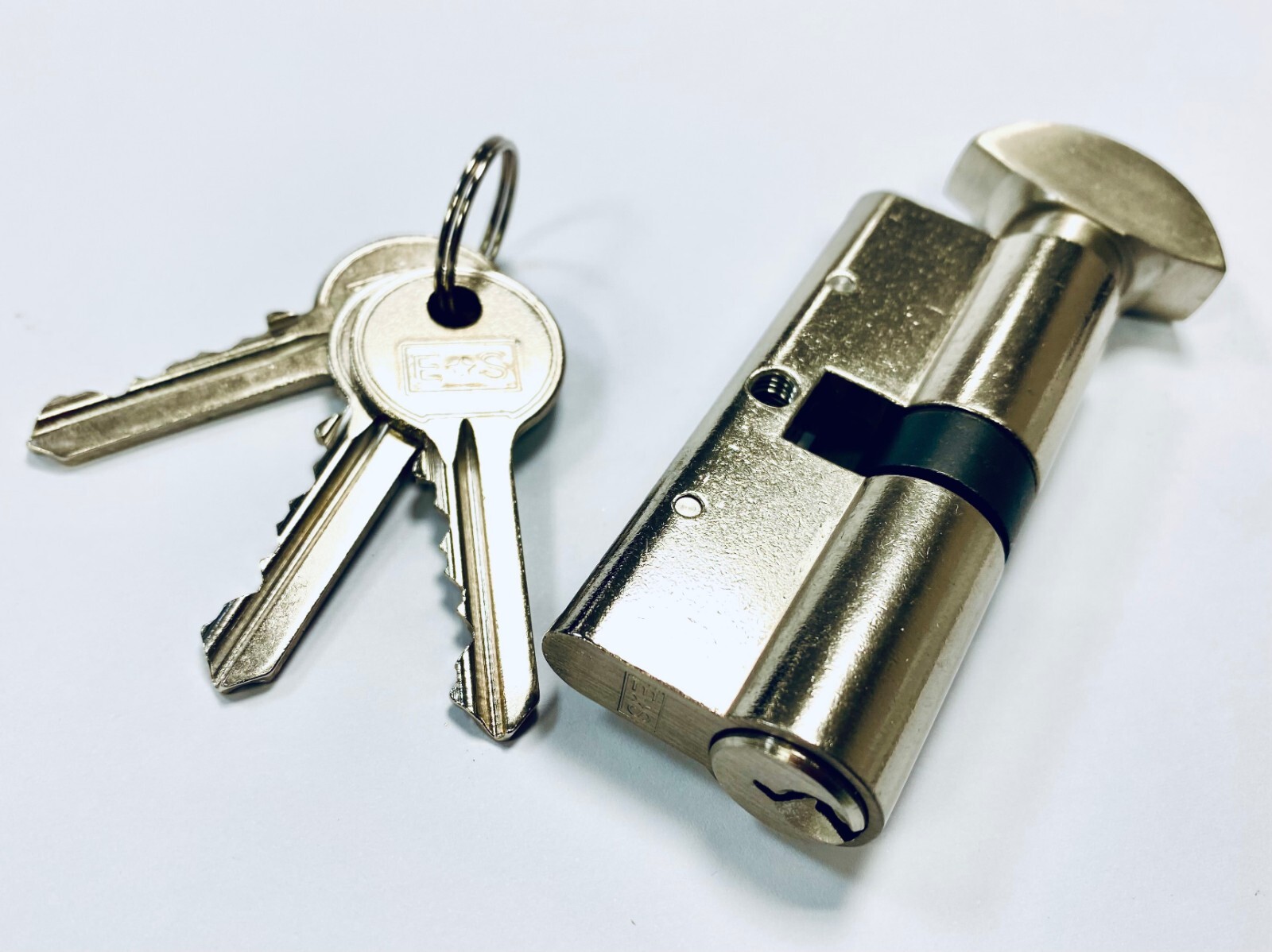 Eurospec CYC71370NP Euro Cylinder & Turn 70mm (Contract) Nickel Plated