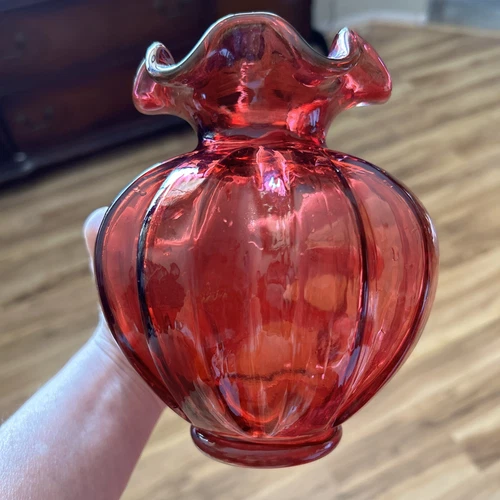 Vtg Fenton Ruffled Top Cranberry Colored Pink Glass Vase