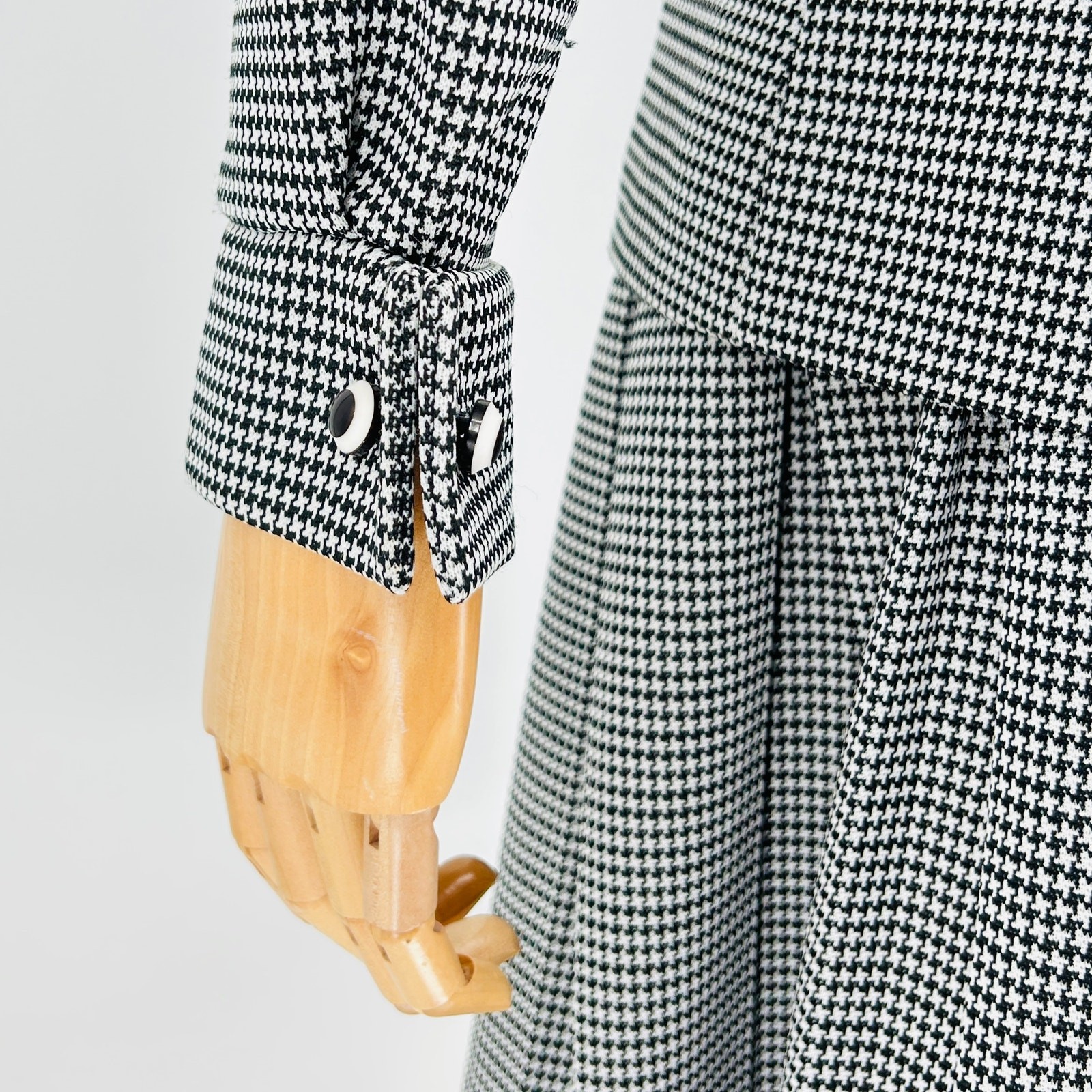 Vintage 60s Jo Lester Houndstooth Black White Mod… - image 6