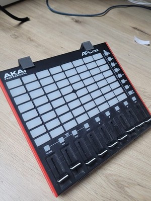 Stand for AKAI APC Mini Mk1   30° Angle   Controller Desktop Mount