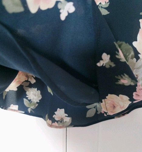 OASIS CAMISOLE NAVY FLORAL TOP SIZE 14 - Picture 7 of 9