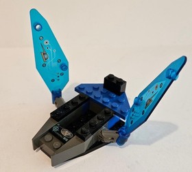 LEGO 6817 BETA BUZZER 40% Complete Space Insectoids No Minifigure