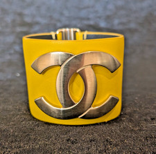 CHANEL Yellow Leather Oversized CC Logo Wide ...