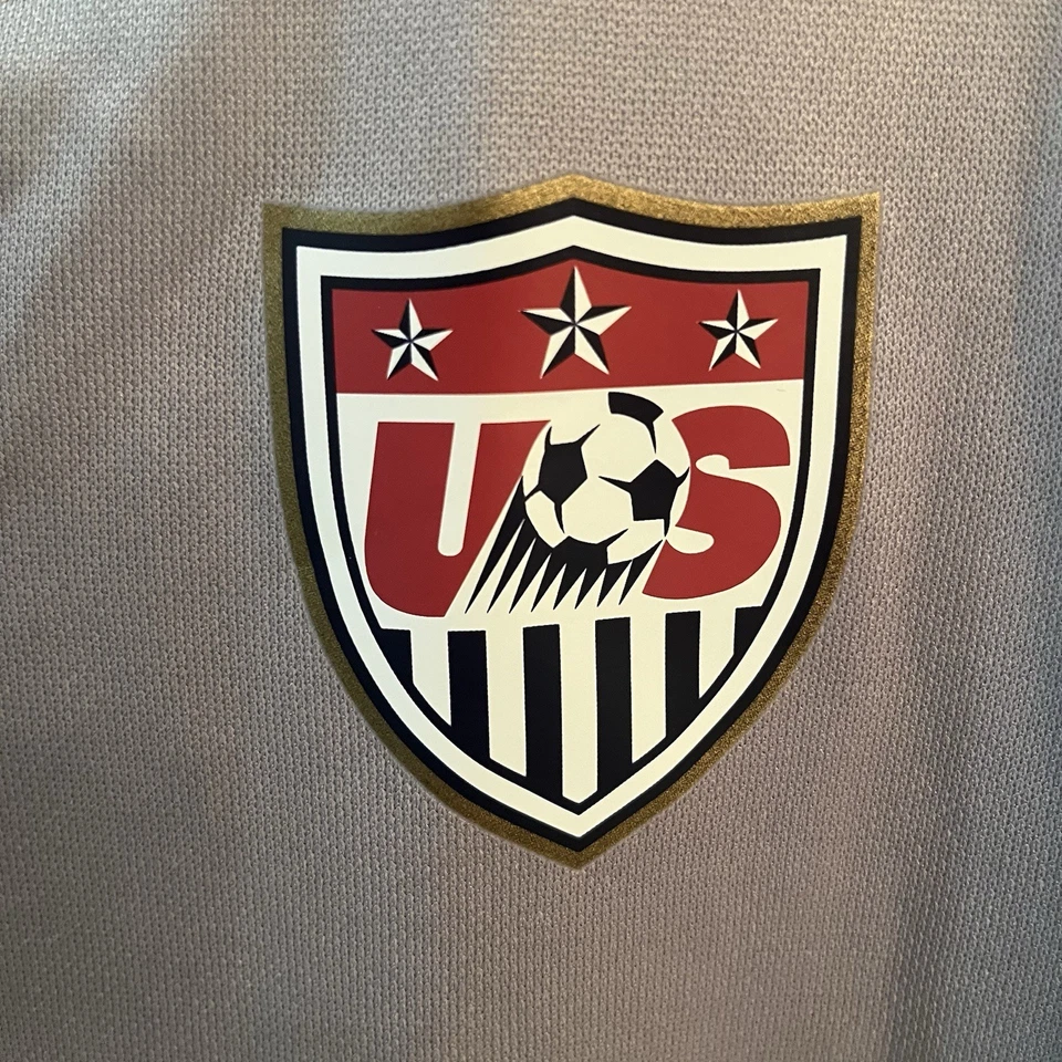 Camiseta de fútbol Nike de Estados Unidos para mujer extra grande XL USWNT gris plata ajuste de 2 estrellas seca Foto 3 de 4