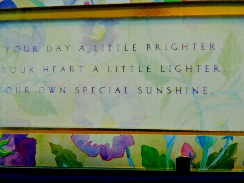 FRIENDS PLAQUE IN STAND,"FRIENDS MAKE YOUR DAY A LITTLE BRIGHTER....." 9" L 3" H - Image 3 of 4